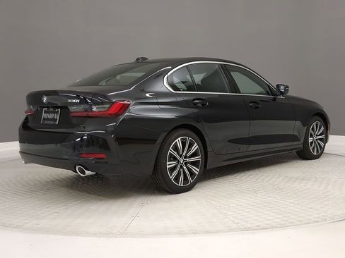 New 2026 BMW 330i Sedan w/ Convenience Package image 7