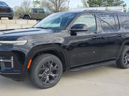 New 2026 Jeep Grand Wagoneer Limited AWD/4WD image 1