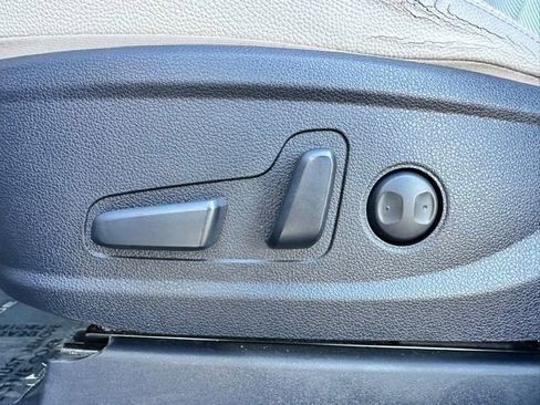 Used 2022 Hyundai Palisade SEL w/ 8P Bench Seat Package image 10