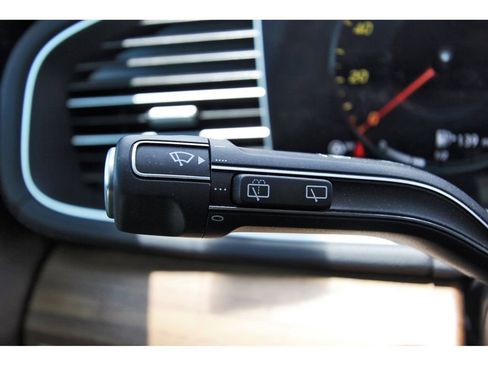 Used 2023 Mercedes-Benz GLS 450 4MATIC image 18