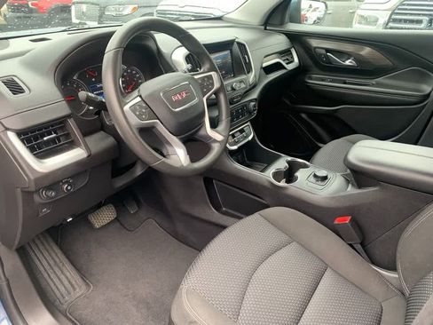 Used 2024 GMC Terrain SLE FWD image 17