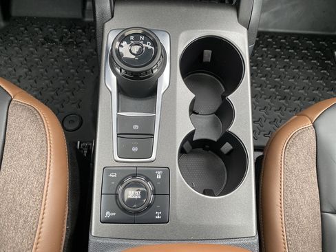 Used 2025 Ford Bronco Sport Outer Banks w/ Sasquatch Outer Banks Package image 22