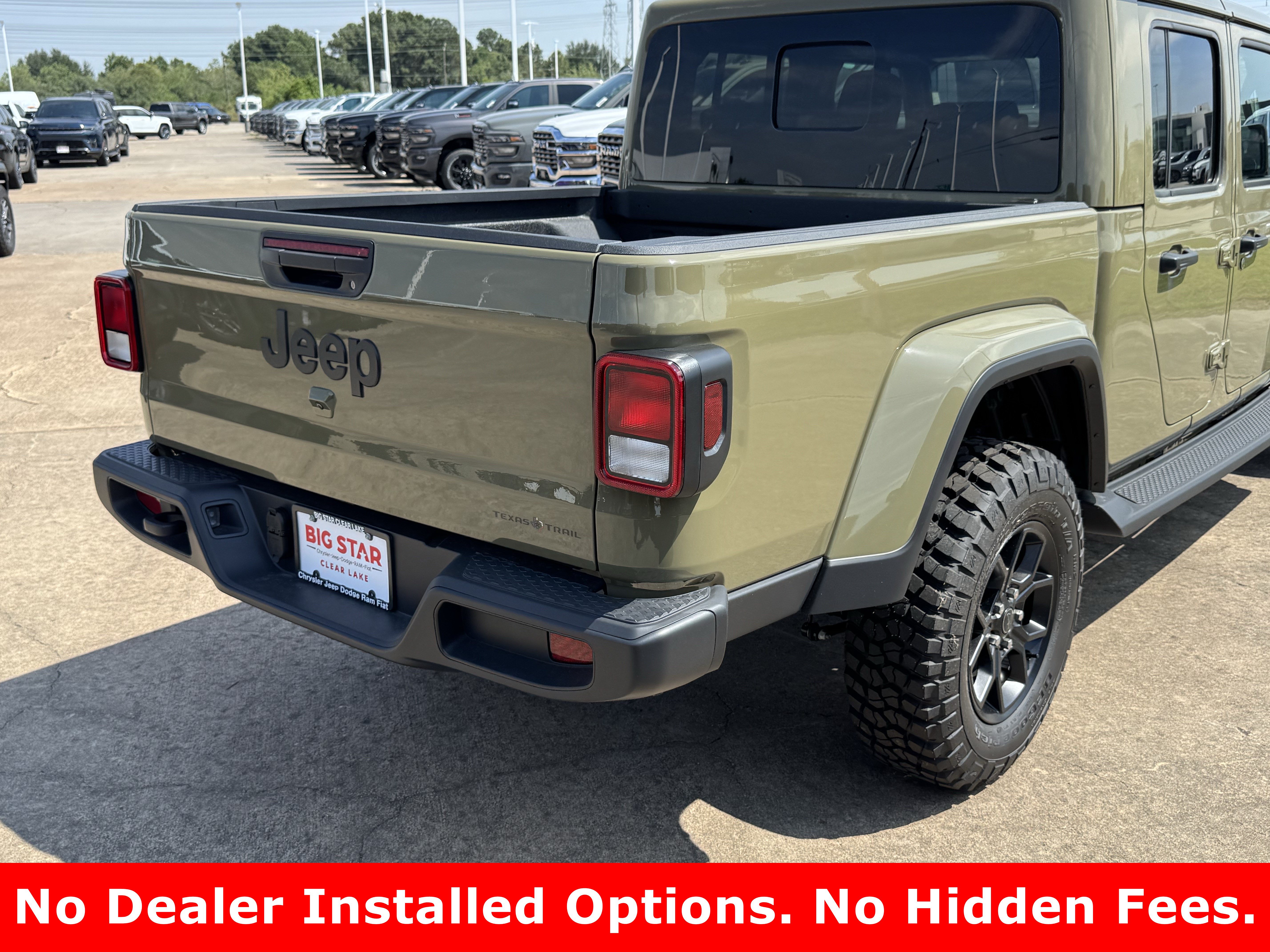 New 2026 Jeep Gladiator Sport AWD/4WD image 7
