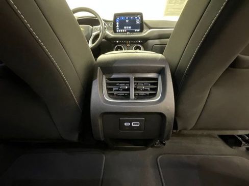 Used 2025 Chevrolet Blazer LT FWD image 26