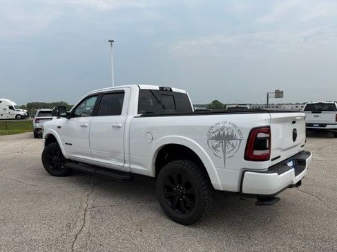 Used 2022 RAM 2500 Laramie AWD/4WD image 7