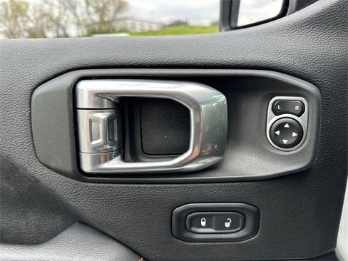 Used 2021 Jeep Gladiator Mojave image 33