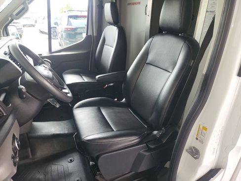 Used 2022 Ford Transit 350 DRW RWD image 12