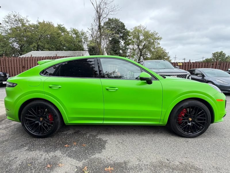 Used 2023 Porsche Cayenne GTS AWD/4WD image 5