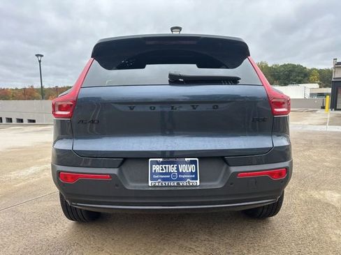 New 2026 Volvo XC40 B5 Ultra w/ Protection Package Premier image 6