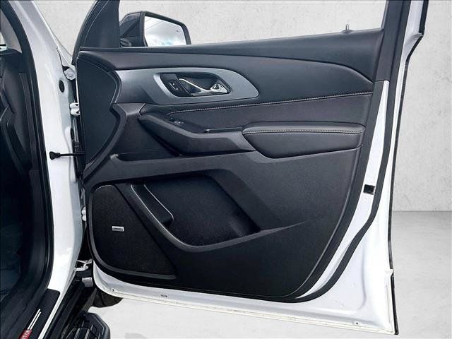 Used 2021 Chevrolet Traverse Premier w/ Redline Edition FWD image 19