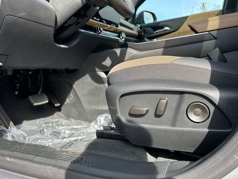 New 2026 Chevrolet Equinox ACTIV w/ Convenience Package III image 28