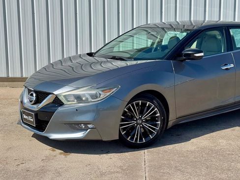 Used 2016 Nissan Maxima 3.5 SL FWD image 2