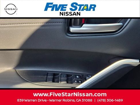 Used 2026 Toyota Corolla Cross XLE w/ Convenience Package FWD image 32