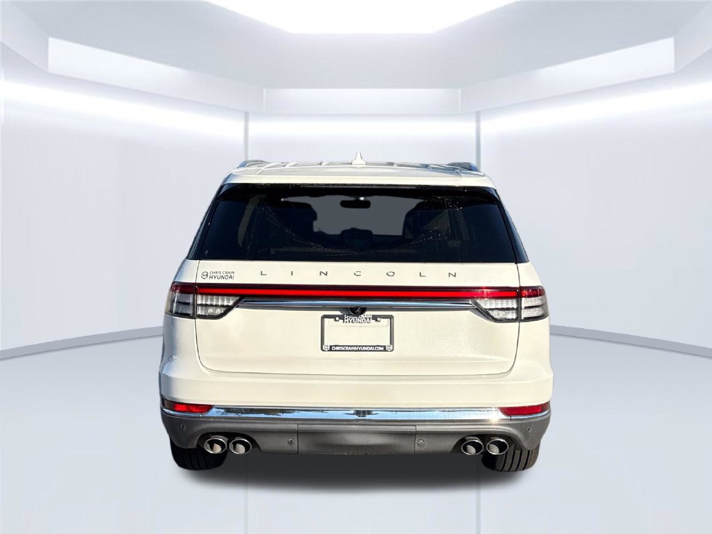 Used 2022 Lincoln Aviator Reserve w/ Elements Package Plus AWD/4WD image 6