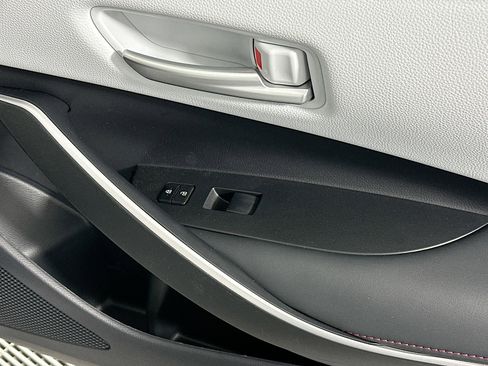 Certified 2023 Toyota Corolla SE image 29