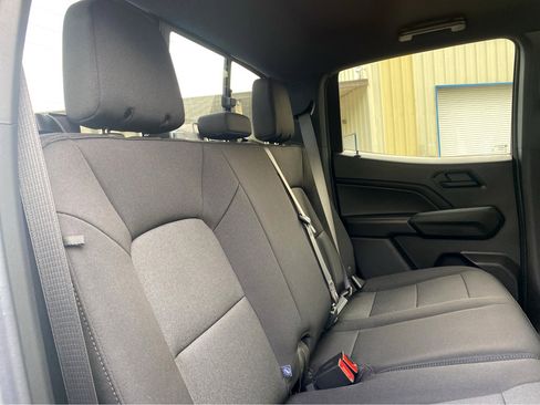 New 2025 Chevrolet Colorado W/T image 13