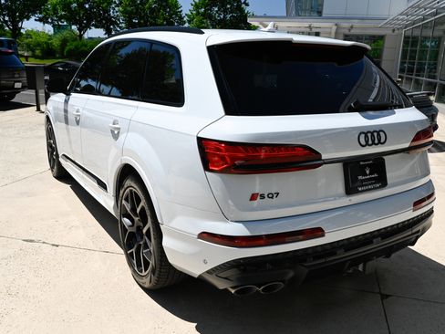 Used 2025 Audi SQ7 Premium Plus AWD/4WD image 7