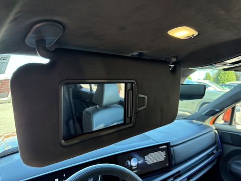 Used 2025 Hyundai Santa Fe Calligraphy image 30