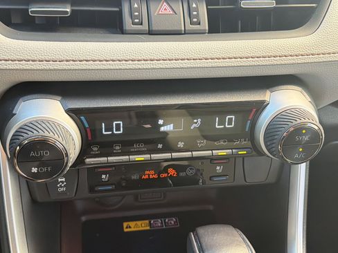 Used 2024 Toyota RAV4 Limited w/ Advanced Technology Package image 20