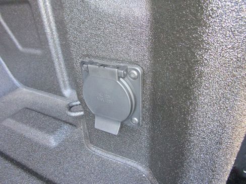 New 2026 GMC Sierra 1500 Elevation image 15