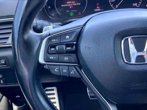 Used 2018 Honda Accord Sport image 23