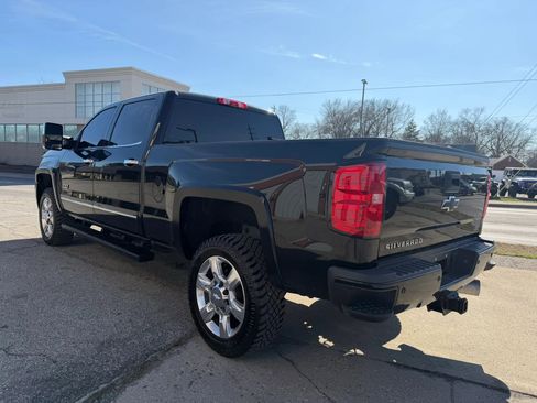 Used 2018 Chevrolet Silverado 2500 LTZ w/ Duramax Plus Package image 7