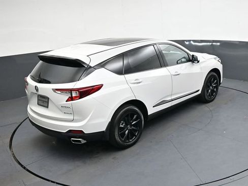 New 2025 Acura RDX SH-AWD image 18