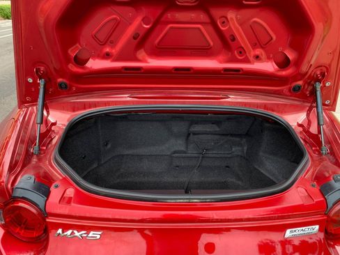 Used 2016 MAZDA MX-5 Miata Sport RWD image 14