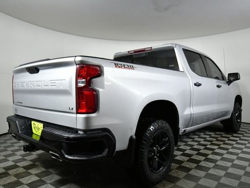 Used 2019 Chevrolet Silverado 1500 LT Trail Boss image 11