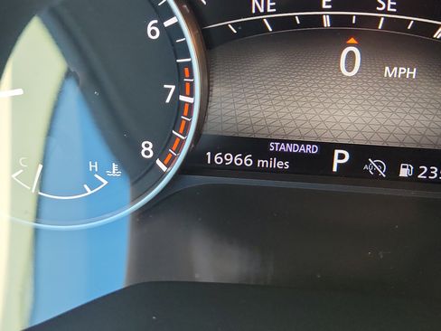Certified 2025 Nissan Pathfinder SL w/ SL Premium Package FWD image 25