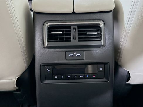 Used 2024 MAZDA CX-90 Plug-In Hybrid w/ Premium Plus image 28