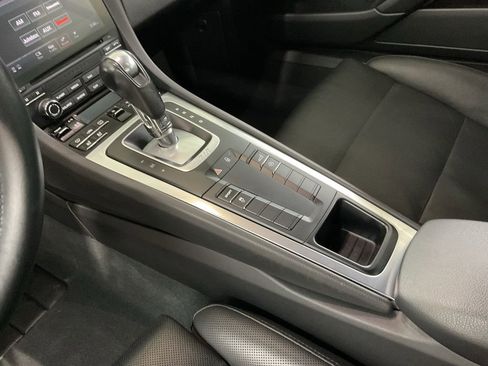 Used 2017 Porsche 718 Cayman RWD image 18