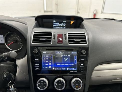 Used 2016 Subaru Forester 2.5i Premium w/ All-Weather Package image 33