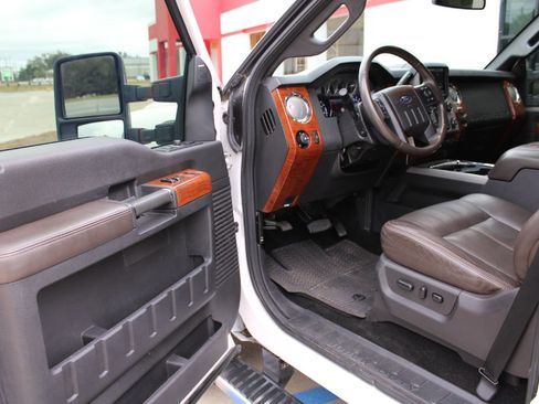 Used 2016 Ford F350 King Ranch w/ King Ranch w/Chrome Package image 10