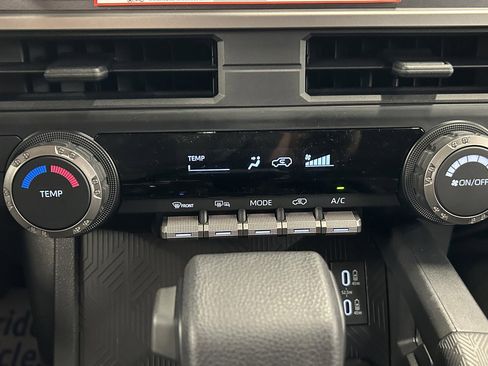 Used 2026 Toyota 4Runner SR5 image 32