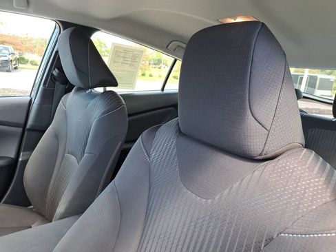 Used 2022 Toyota Prius Prime LE image 16