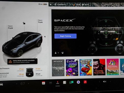 Used 2025 Tesla Model Y Long Range image 22