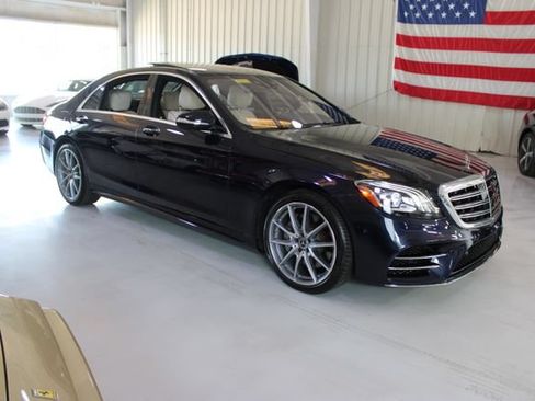 Used 2020 Mercedes-Benz S 560 Sedan w/ AMG Line Exterior image 42