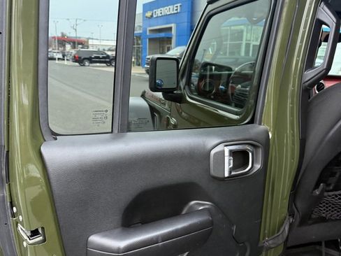 Used 2021 Jeep Wrangler Unlimited Rubicon image 15