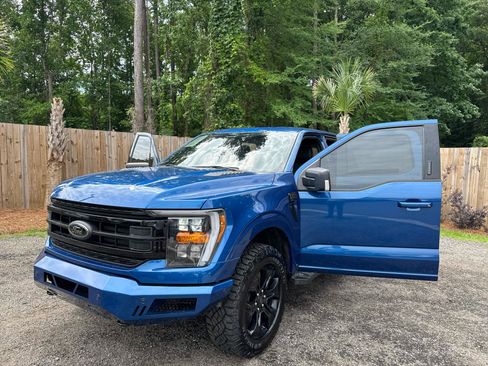 Used 2022 Ford F150 XLT w/ Equipment Group 302A High AWD/4WD image 19