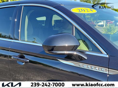 Used 2024 Lincoln Corsair FWD image 8