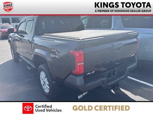 Used 2024 Toyota Tacoma SR AWD/4WD image 5