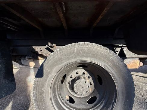 Used 2005 Ford F450 4x4 Regular Cab Super Duty image 23