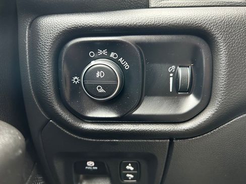 Certified 2025 RAM 1500 Big Horn image 14