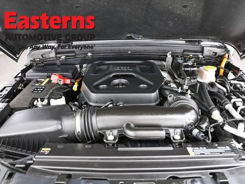 Used 2025 Jeep Wrangler Unlimited Sahara AWD/4WD image 7