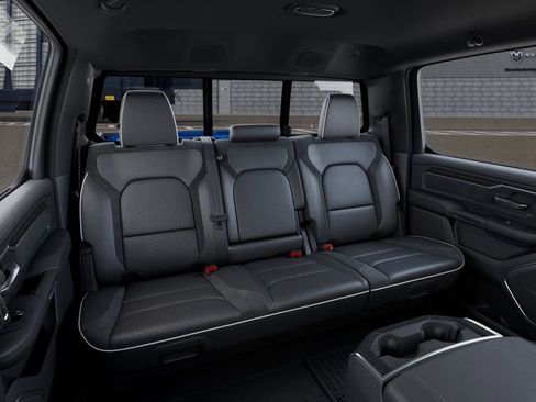 Used 2025 RAM 1500 Laramie w/ Night Edition image 15