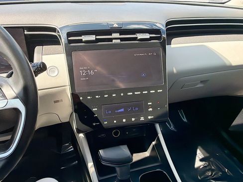 Used 2024 Hyundai Tucson SEL w/ Convenience Package image 29