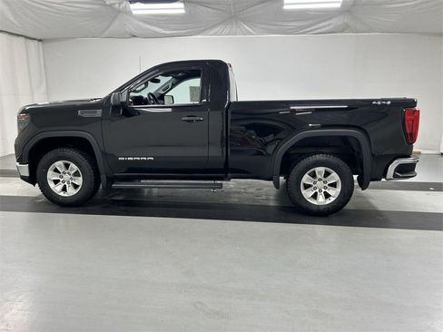 Used 2022 GMC Sierra 1500 Pro w/ Convenience Package image 6