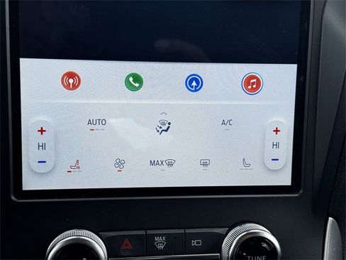 Used 2024 Ford Edge SEL image 32