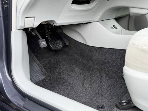 Used 2012 Toyota Prius Two image 13